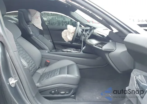 2023 Audi Rs E-Tron Gt Quattro z USA, uszkodzony, nr VIN WAUBHBFWXP7903392